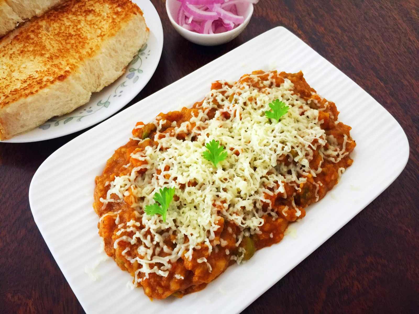 Cheesy Pav Bhaji