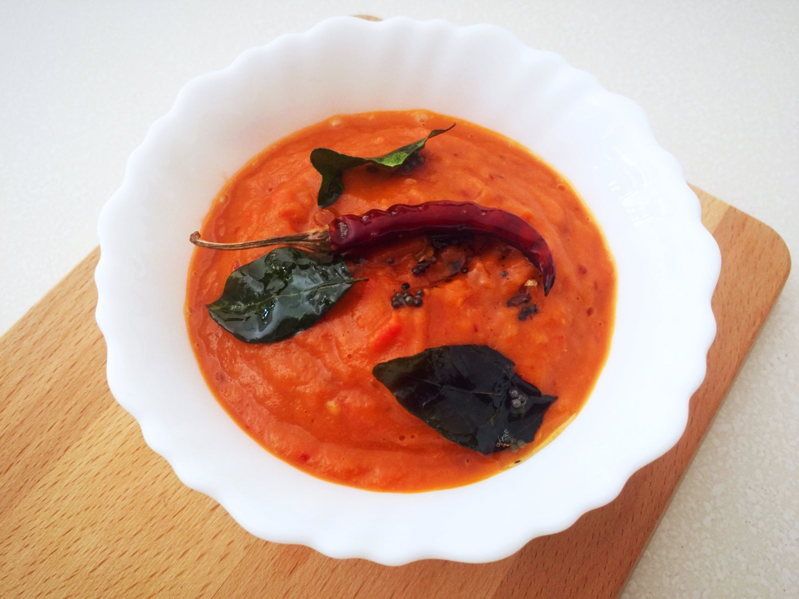 Roasted Garlic Tomato Chutney Recipe