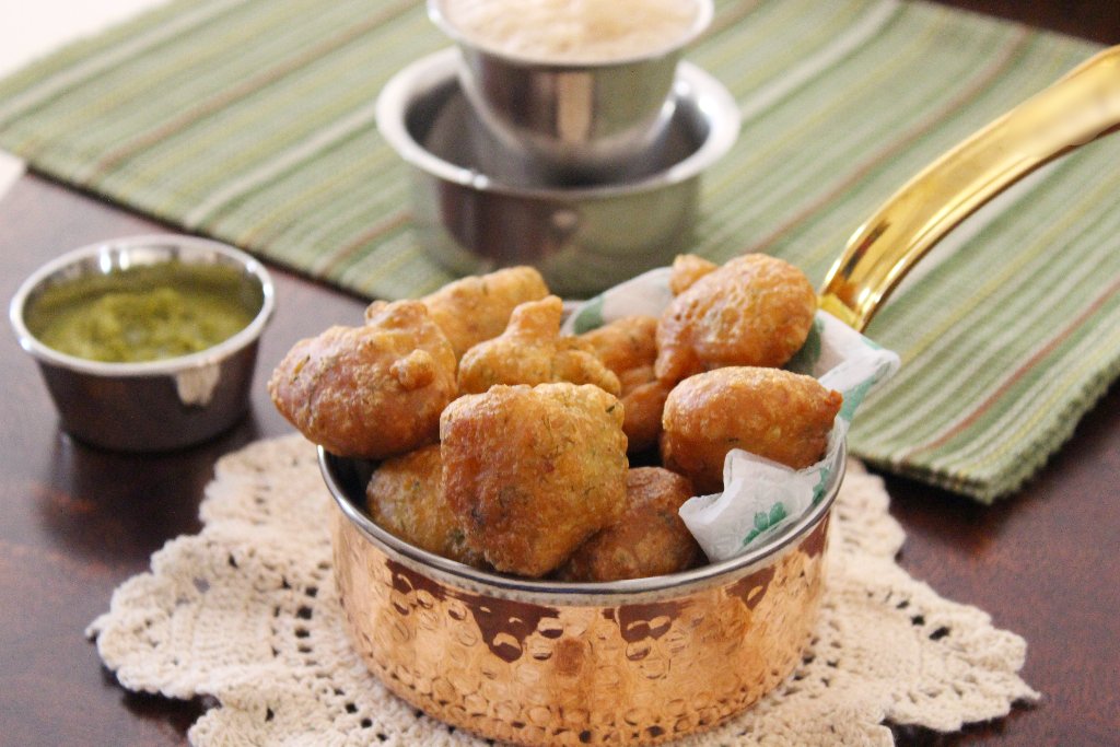 Mangalore Bajji Recipe - Goli Baje