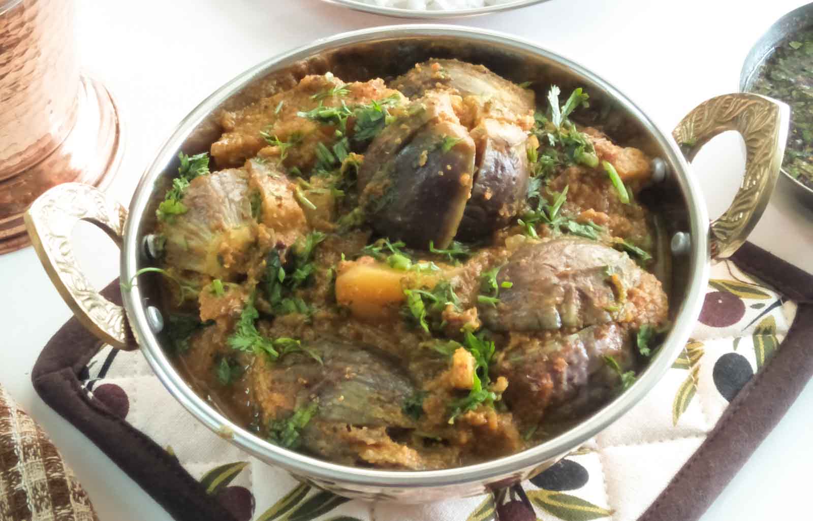 Karwar NKGSB Style Bharli Vangi Recipe - Brinjal Curry