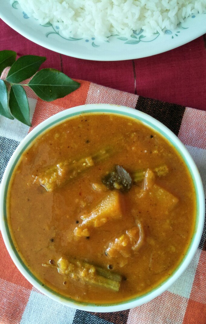 Udupi Style Sambar Recipe - Masala Huli With Mixed Vegetables