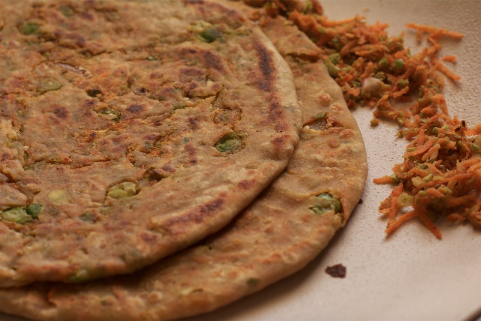 Carrot Matar Paratha Recipe