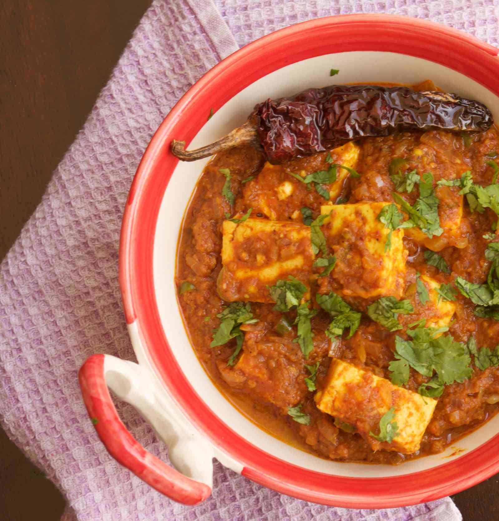 Paneer Kolhapuri Recipe (Cottage Cheese In Maharashtrian Gravy With Kolhapuri Masala)