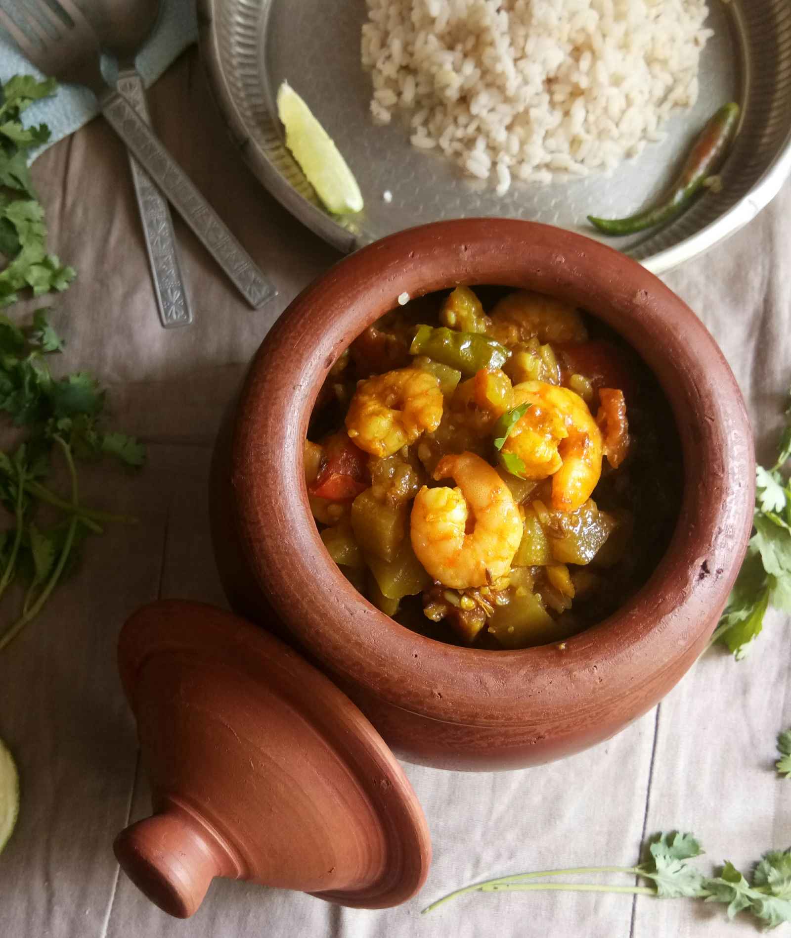 Lau Chingri Recipe (Bottle Gourd And Shrimp Curry)