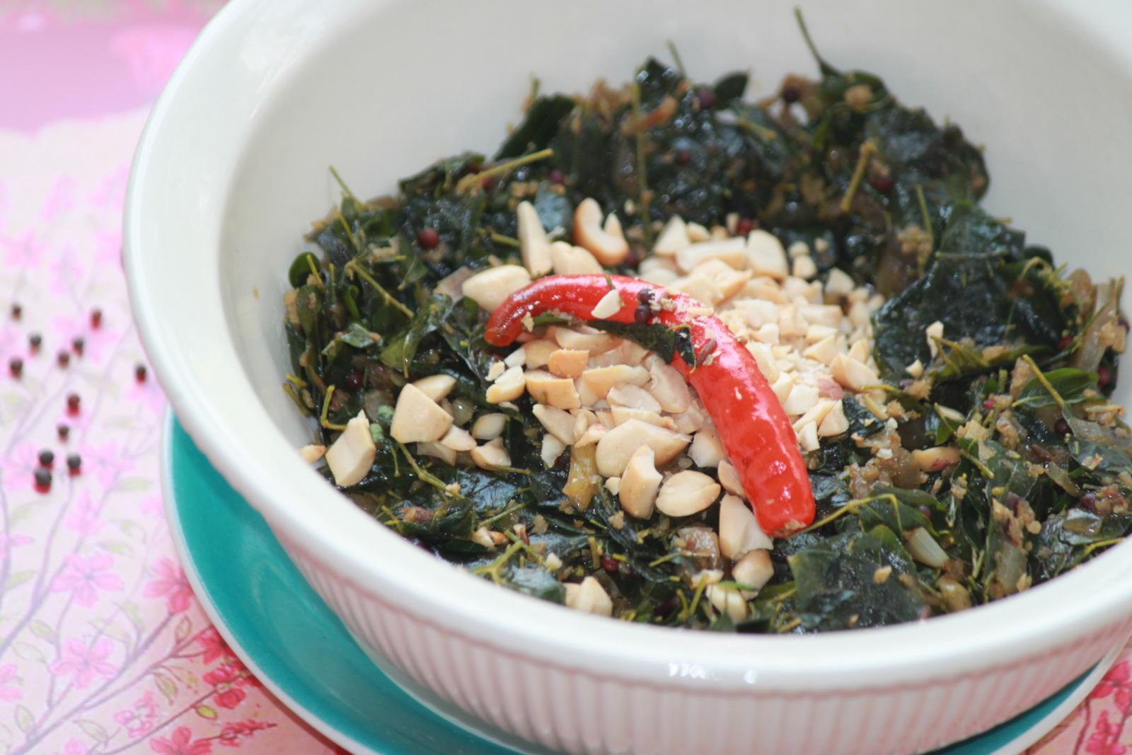 Drumstick Leaves Sabzi With Crushed Peanuts Recipe
