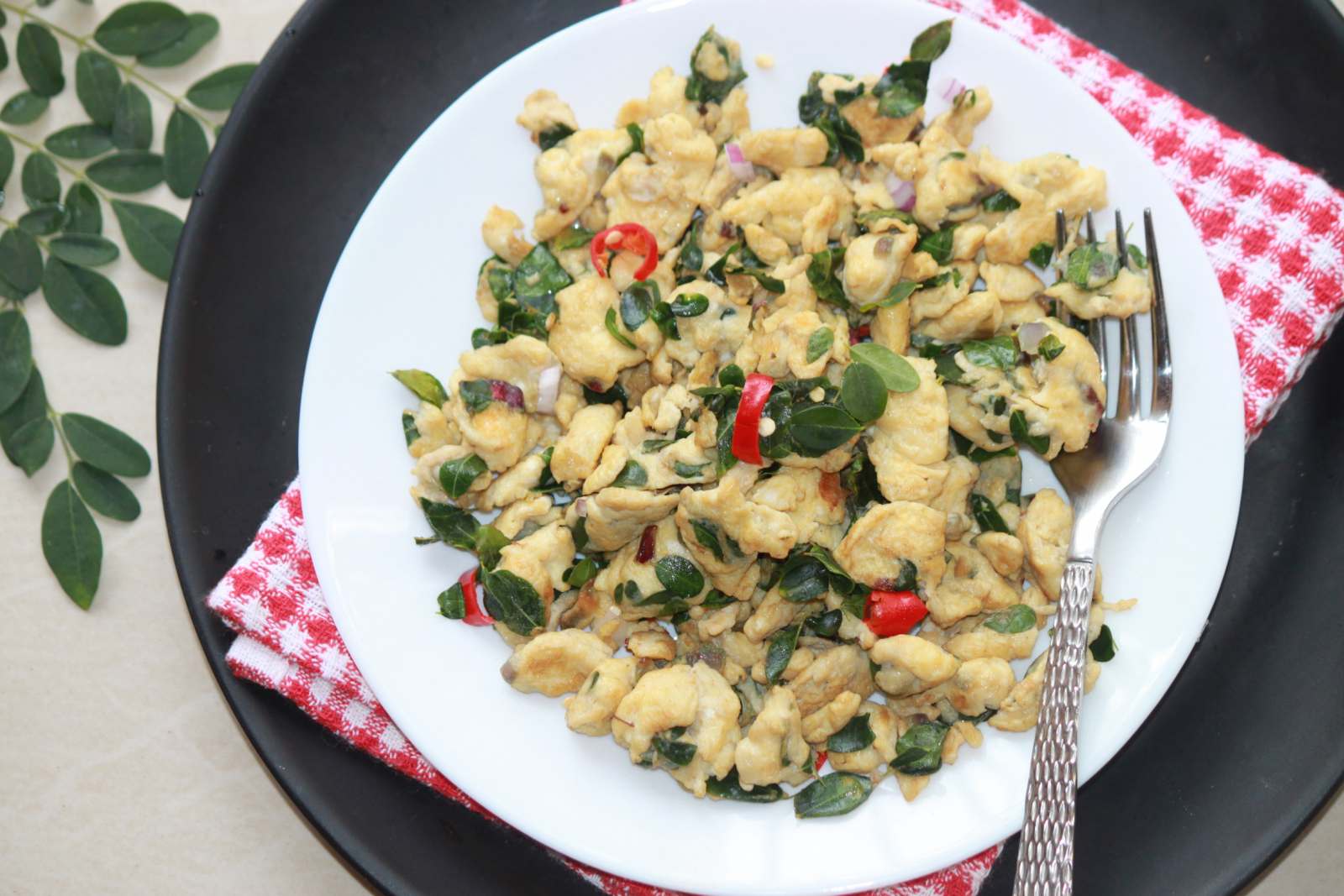 Egg Scramble With Drumstick Leaves Recipe