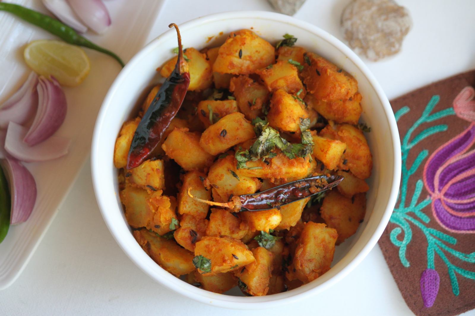 Uttarakhand Aloo Ke Gutke Recipe