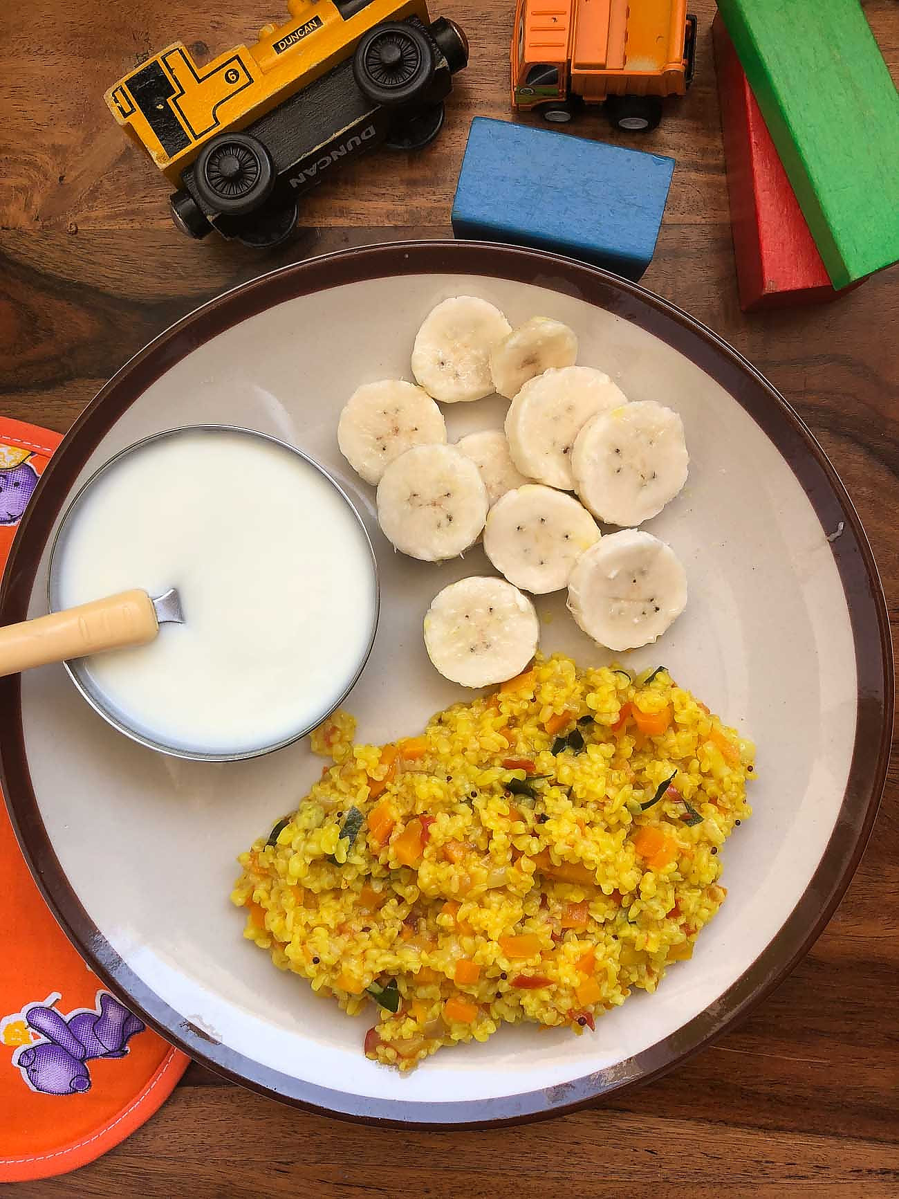 Broken Wheat Upma Or Dalia Khichdi Recipe for Babies & Toddlers Broken Wheat Upma Or Dalia Khichdi Recipe for Babies & Toddlers