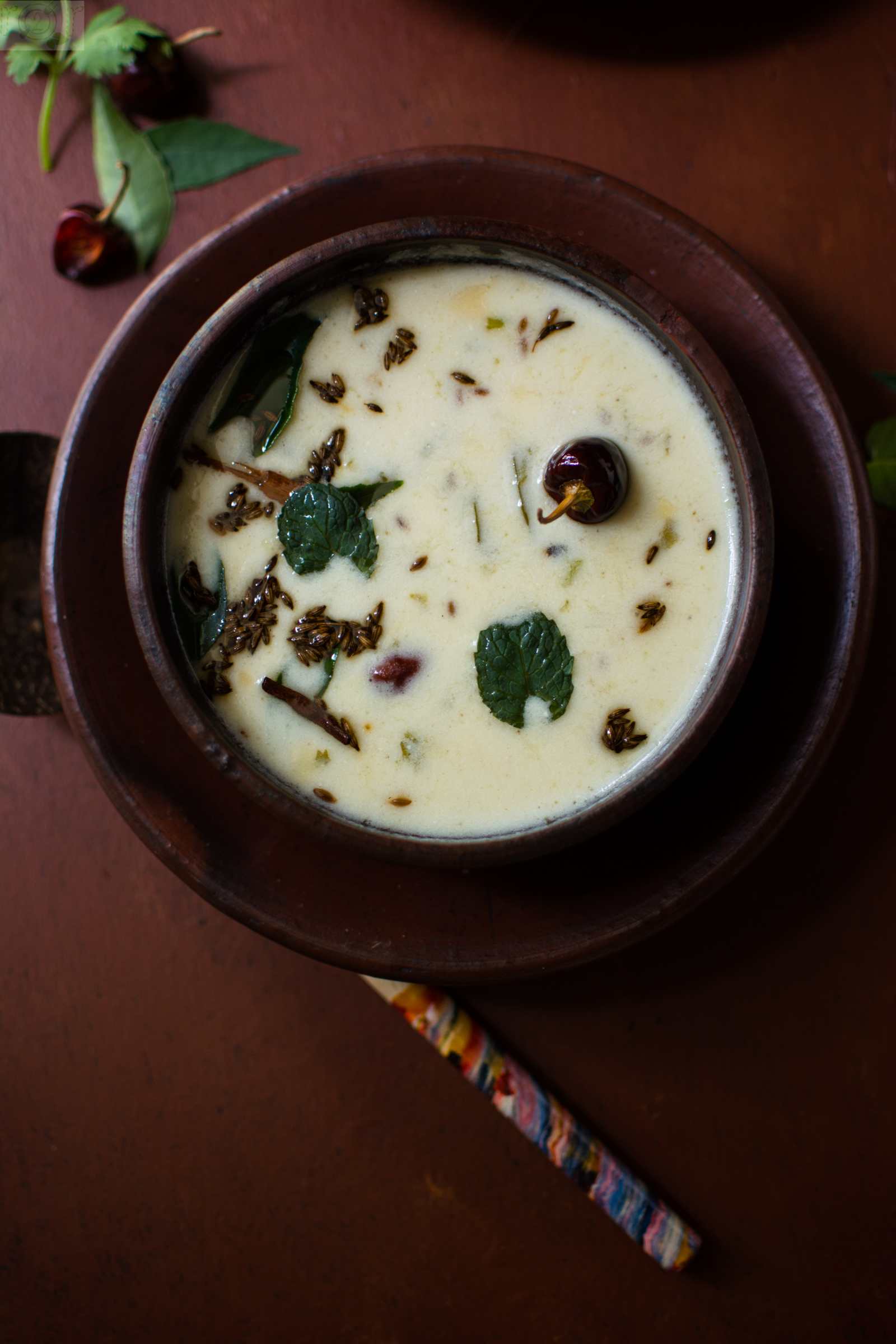 Gujarati Kadhi With Milk And Mint Recipe