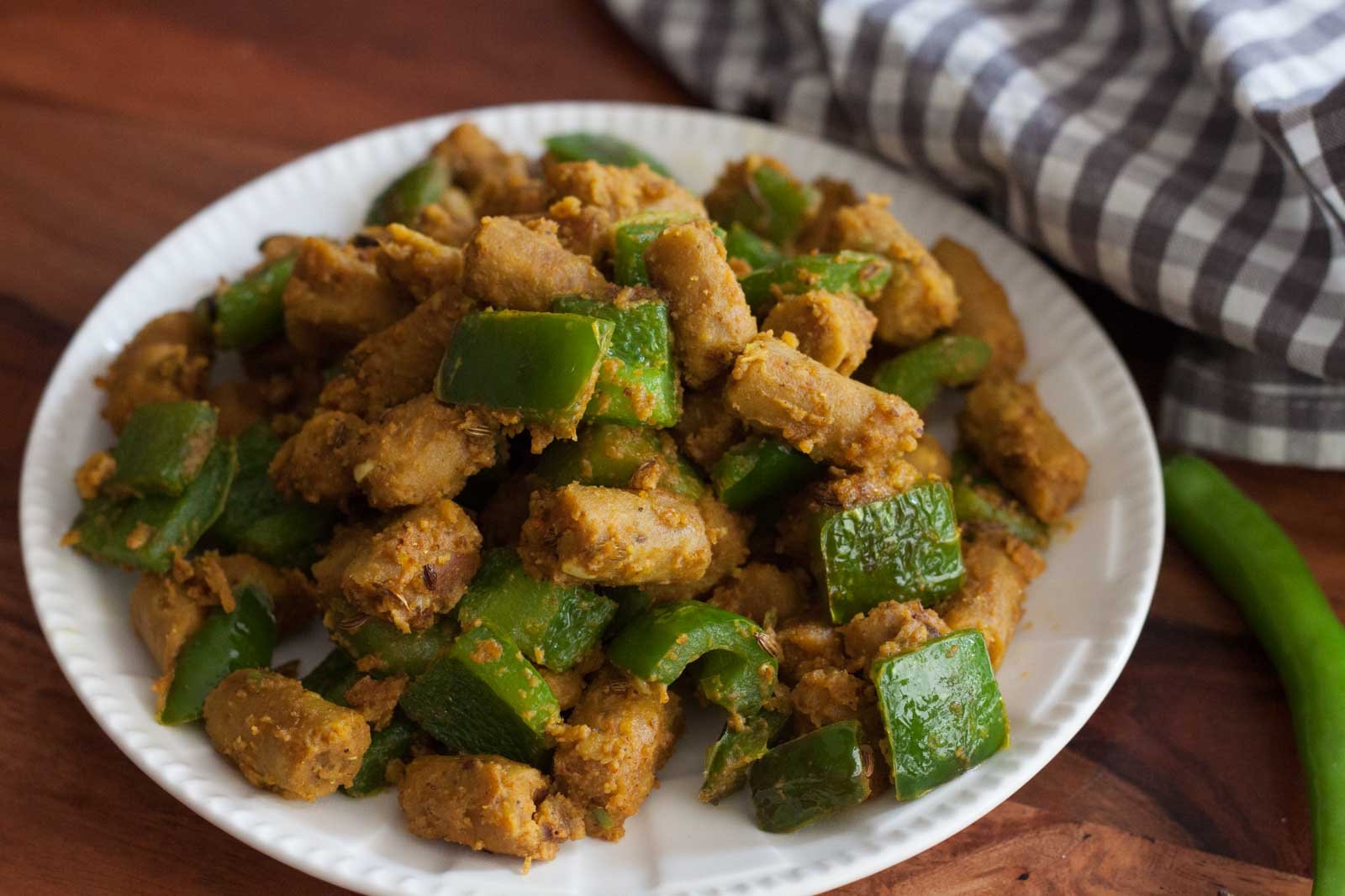 Rajasthani Sukhe Capsicum gatte ki sabzi