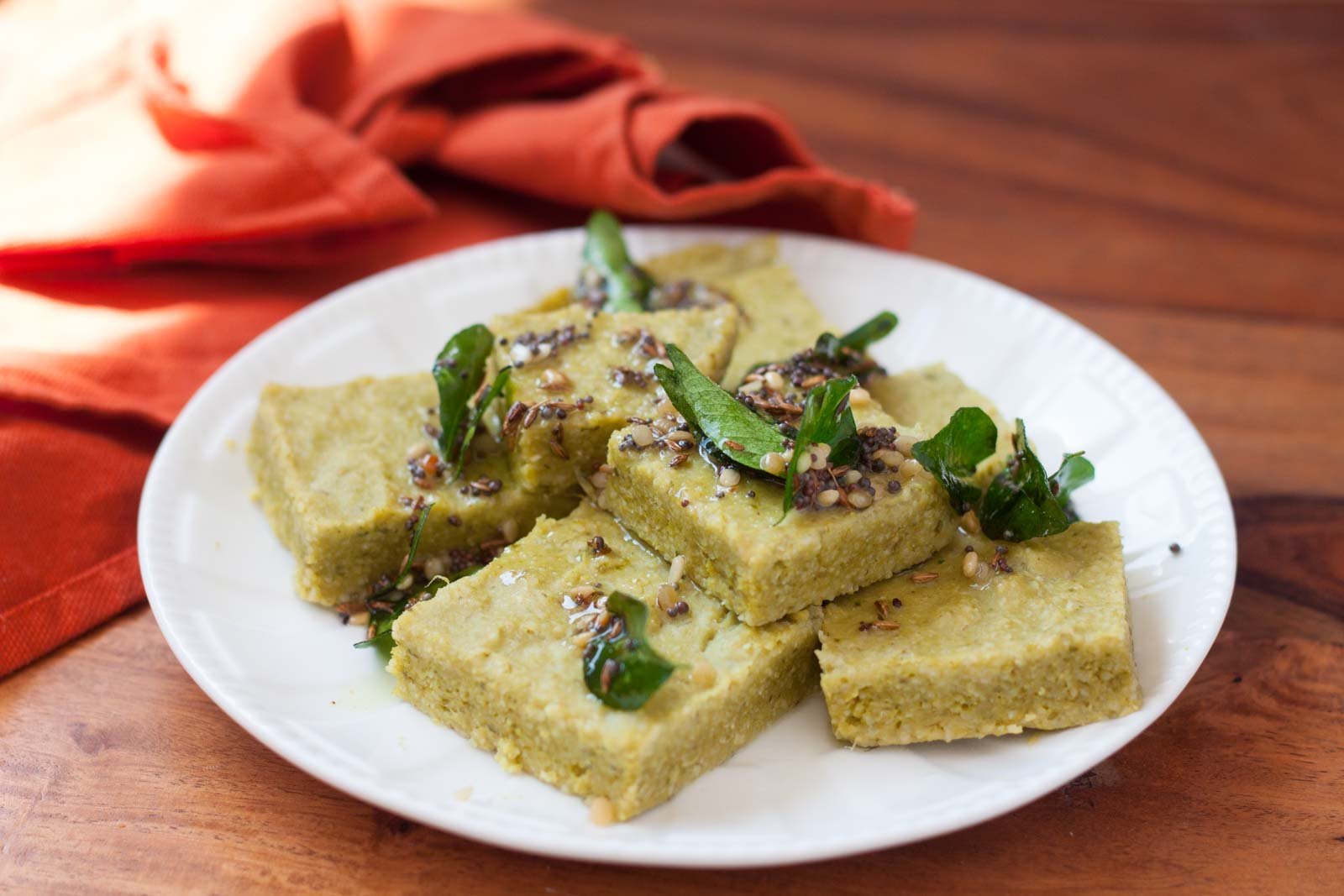 Spinach Foxtail Millet Dhokla Recipe 