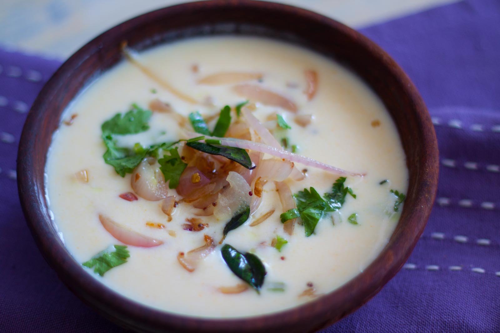 Andhra Style Majjige Saaru/Salla Charu Recipe (Spicy Yogurt Curry Recipe)