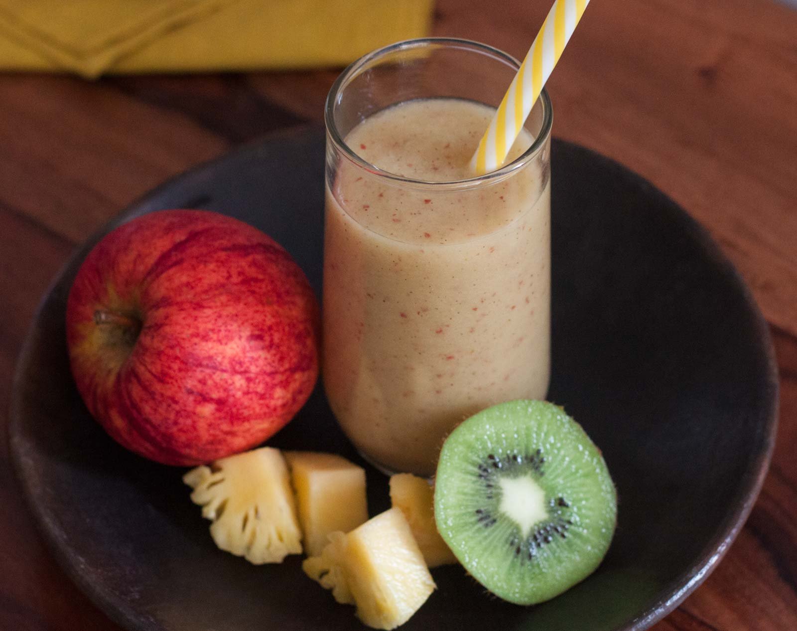 Kiwi Pineapple Agua Fresca—Cocktails With Pineapple Juice Agua fresca