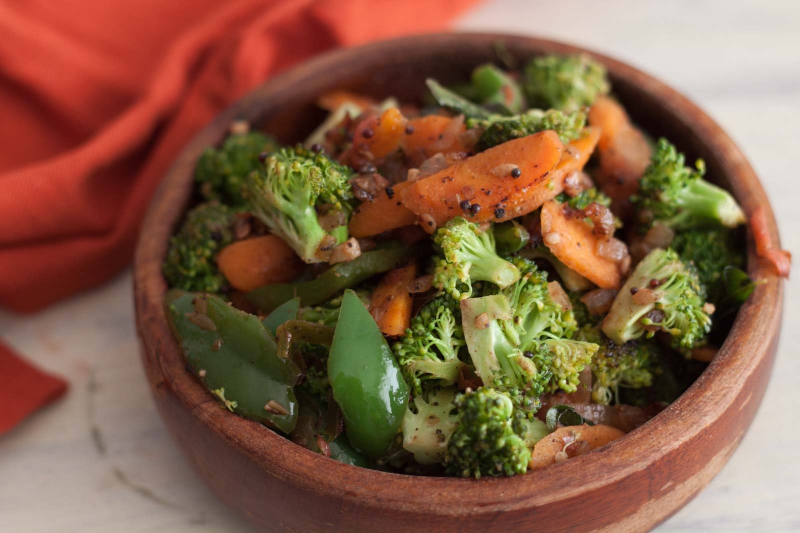 Broccoli, Carrot And Capsicum Sabzi Recipe