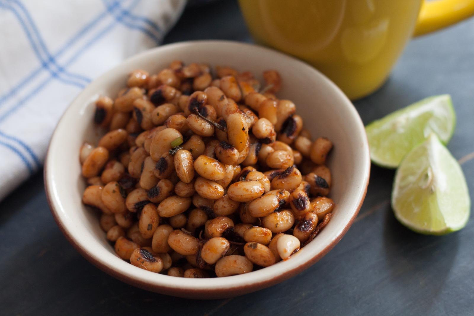 Chilli Roasted Black Eyed Peas Recipe