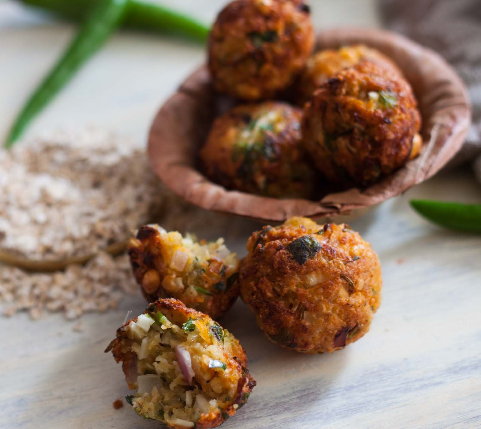 Dal Vada with Oats and Vegetable Recipe Dal Vada with Oats and Vegetable Recipe