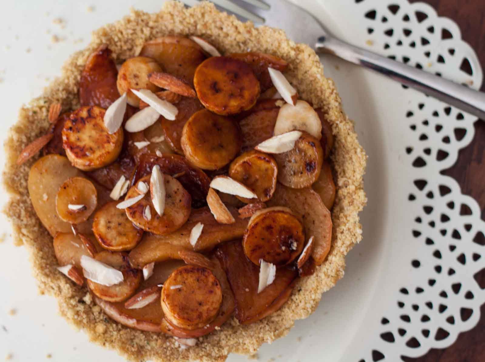 Glazed Apples and Banana Wheat Crumb Tart Recipe