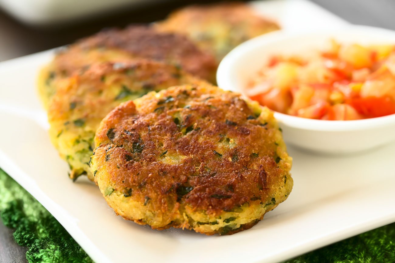 Greek Style Kolokithokeftedes Recipe -Zucchini Fritters Recipe