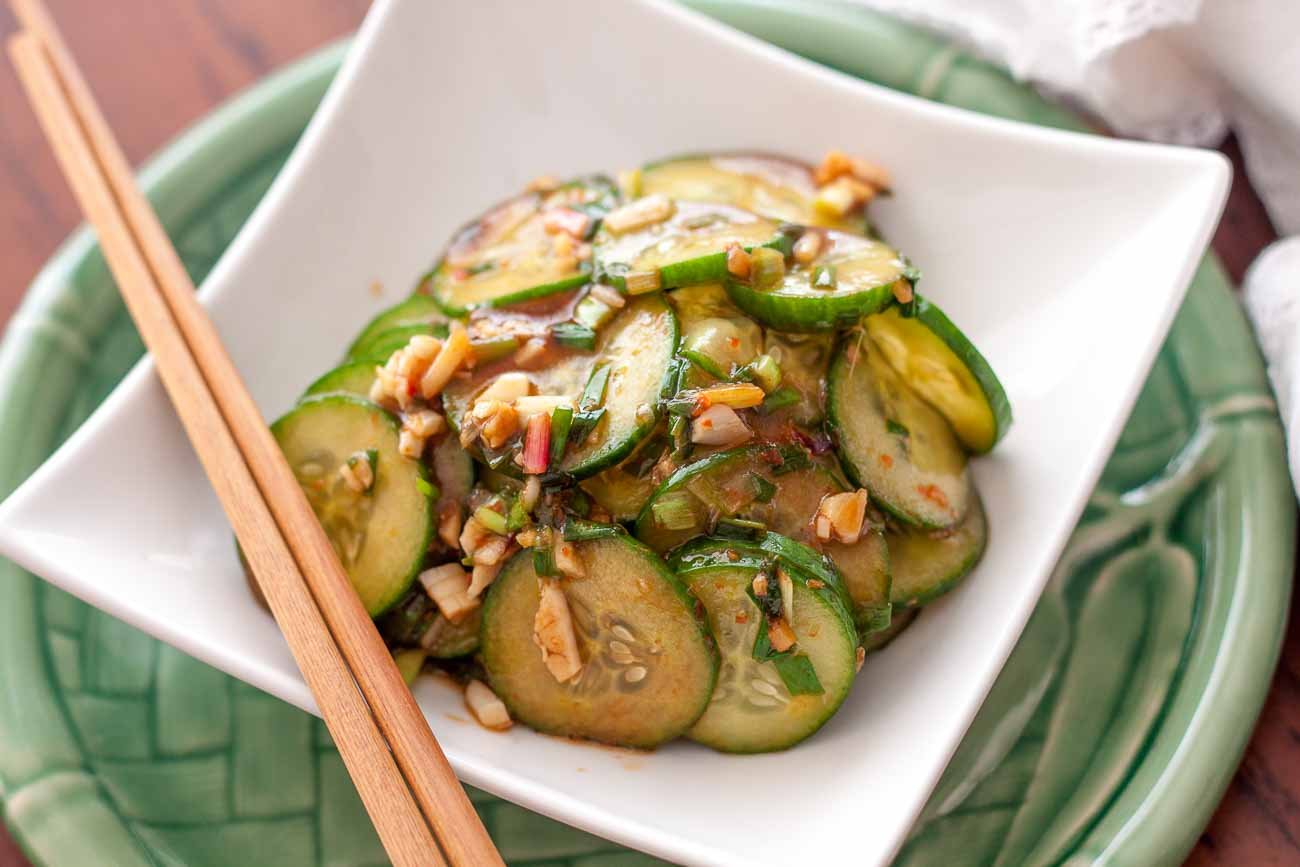 Hunan Style Smacked Cucumber Pickles Recipe 