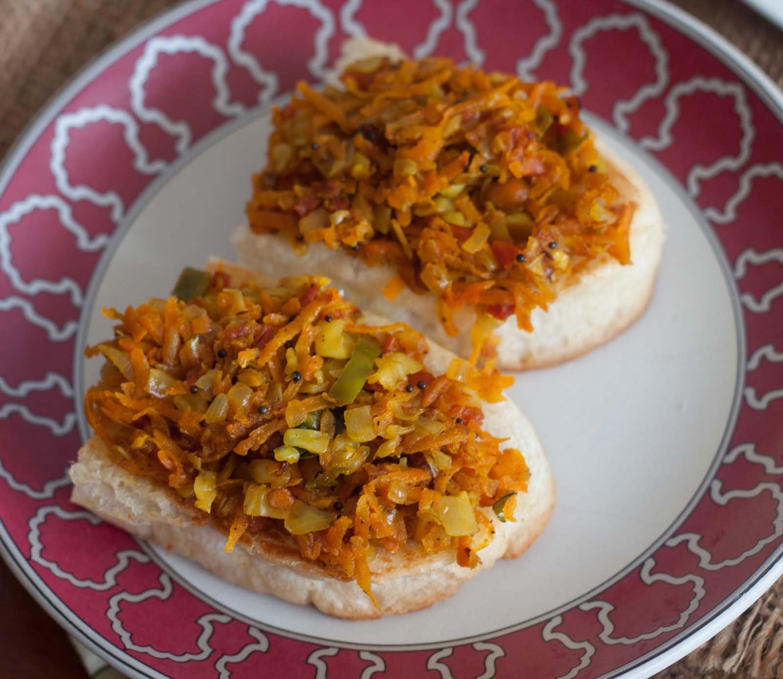 आयंगर स्टाइल मसाला टोस्ट रेसिपी - Iyengar Style Masala Toast