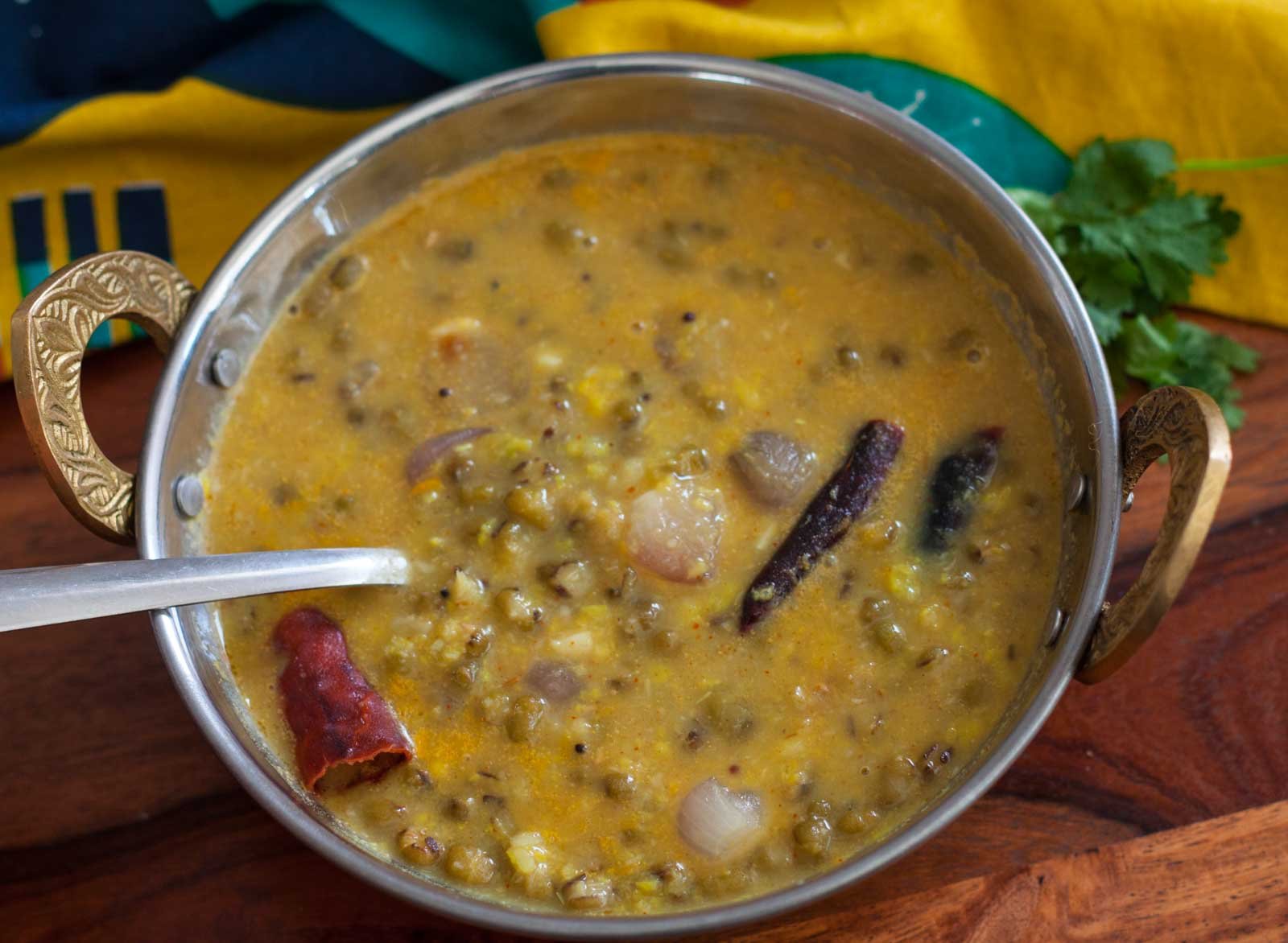 Kerala Cherupayar Curry Recipe (Green Moong and Yellow Moong Dal Recipe)