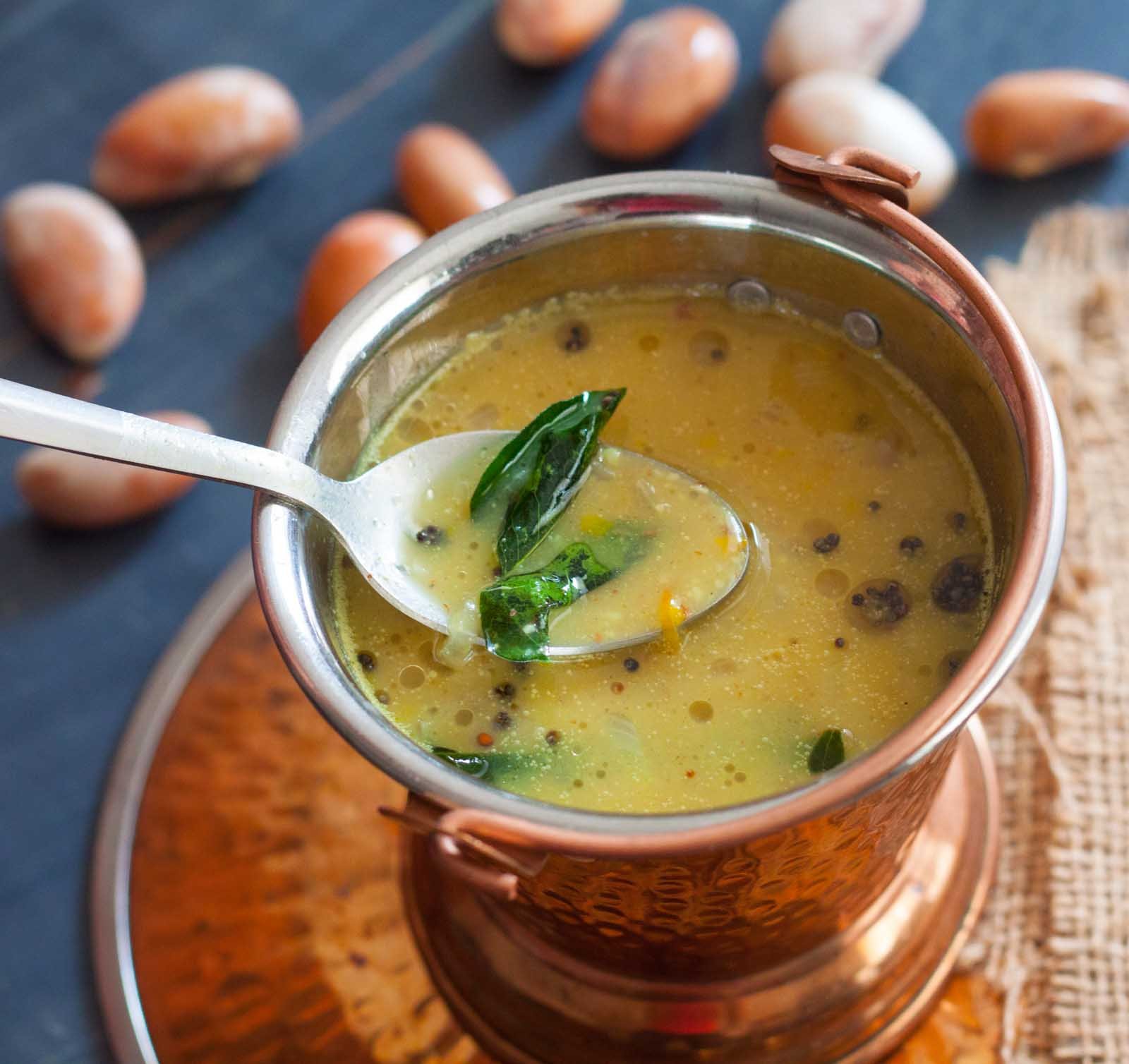 Konkani Style Kotte Saaru/Halasina Bijada Saru Recipe-Jackfruit Seed Rasam