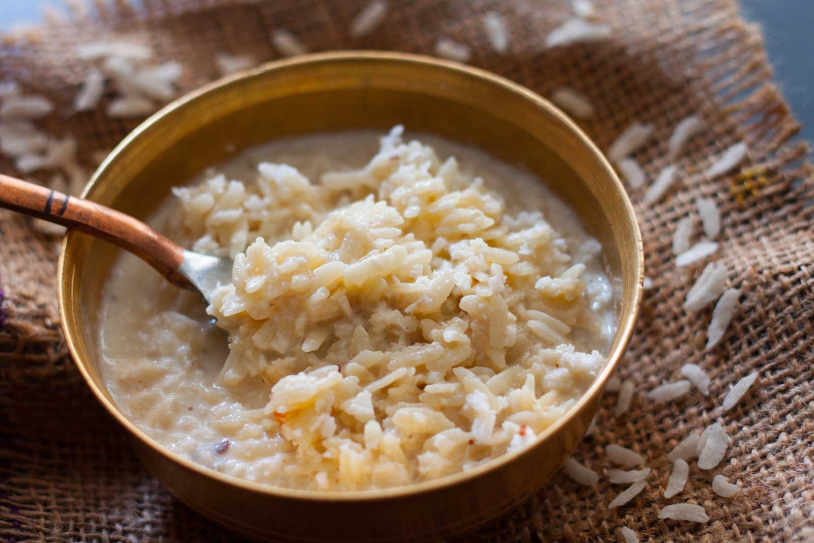 Maharashtrian Style Gul Pohe (Sweetened Beaten Rice with Coconut)