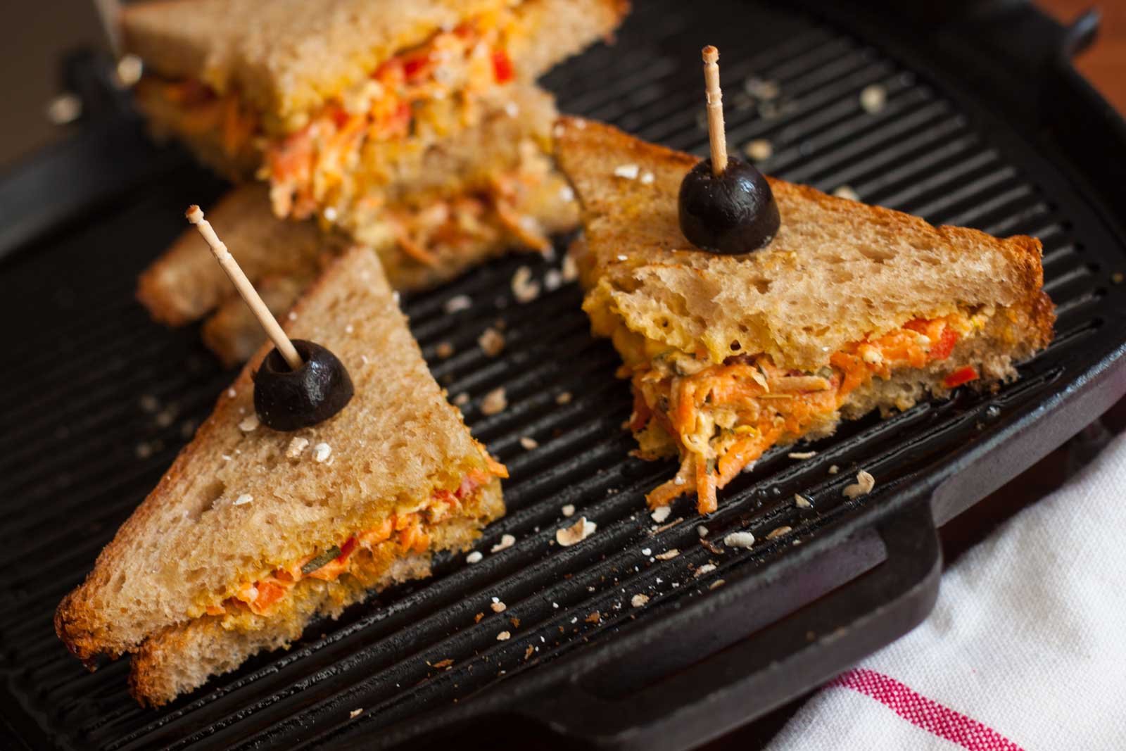 Oats Carrot Bell Peppers Mayo Sandwich Recipe