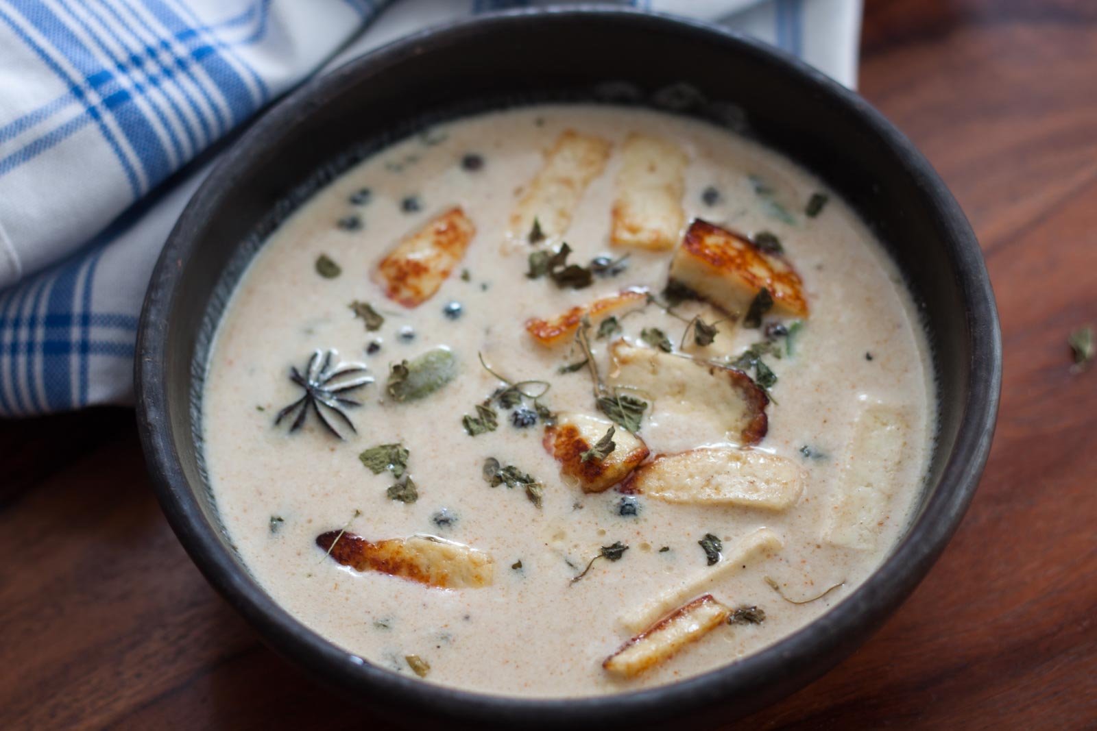 Paneer in white gravy recipe