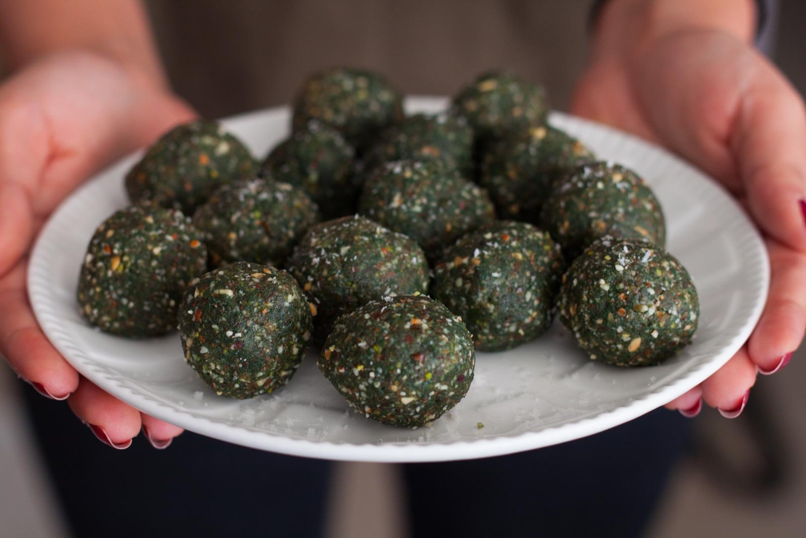 Spirulina Protein Energy Balls with Ragi Recipe