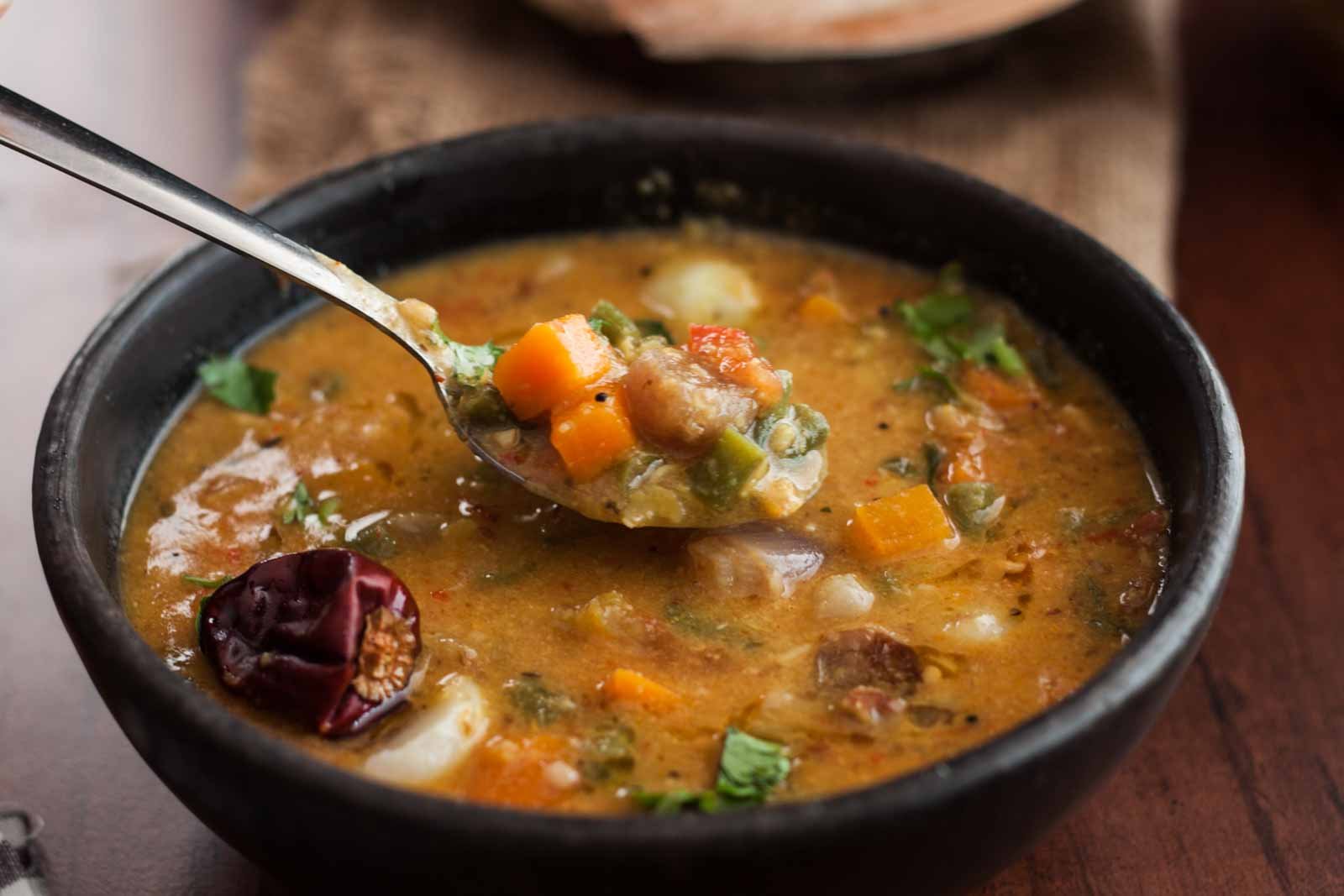 Udupi Style Mixed Vegetable Sambar Recipe (Lentil Curry With Vegetables)