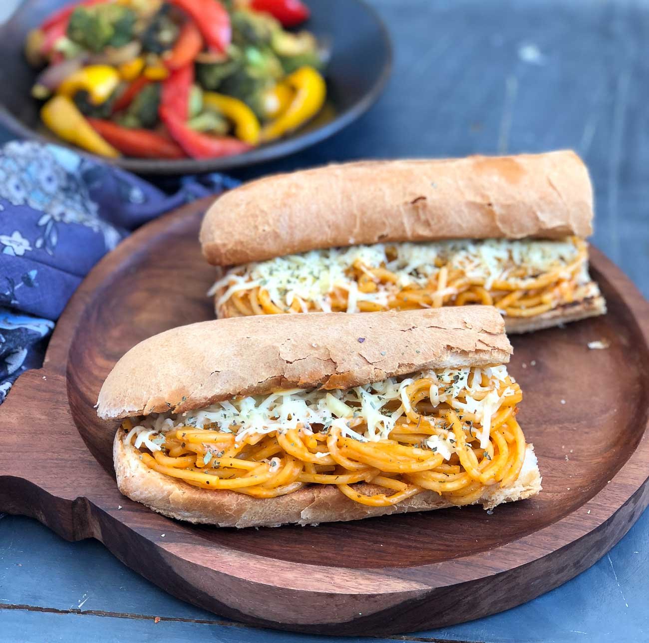 Delicious & Cheesy Spaghetti Sandwich Recipe Delicious & Cheesy Spaghetti Sandwich Recipe
