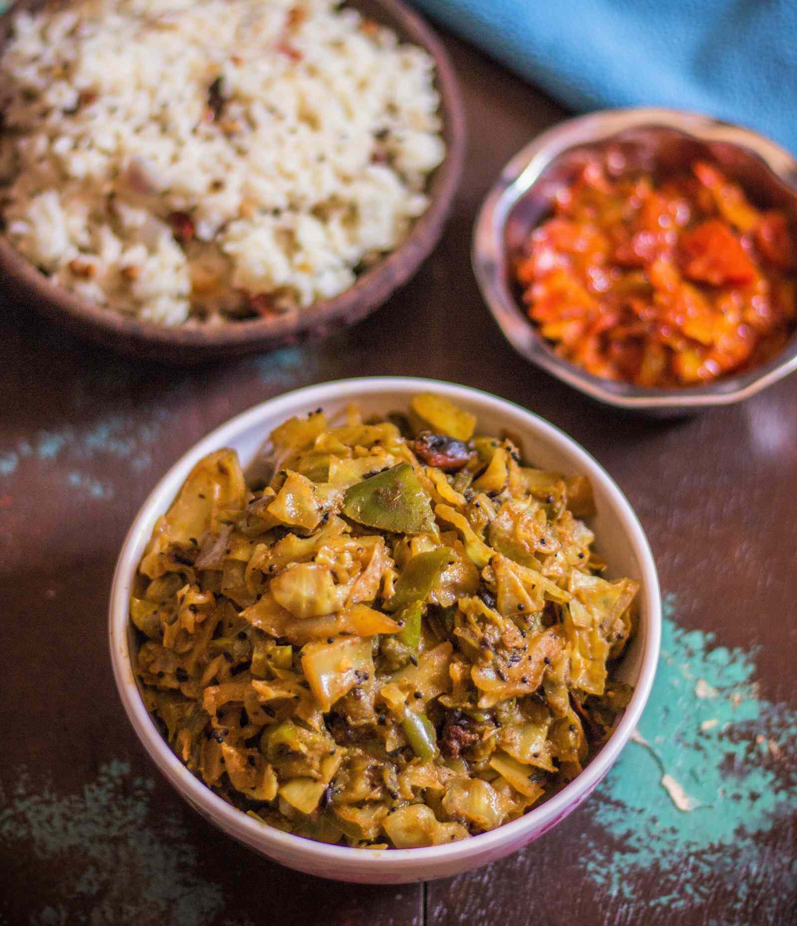 Cabbage Capsicum Sabzi Recipe - Simla Mirch Patta Gobi Sabzi