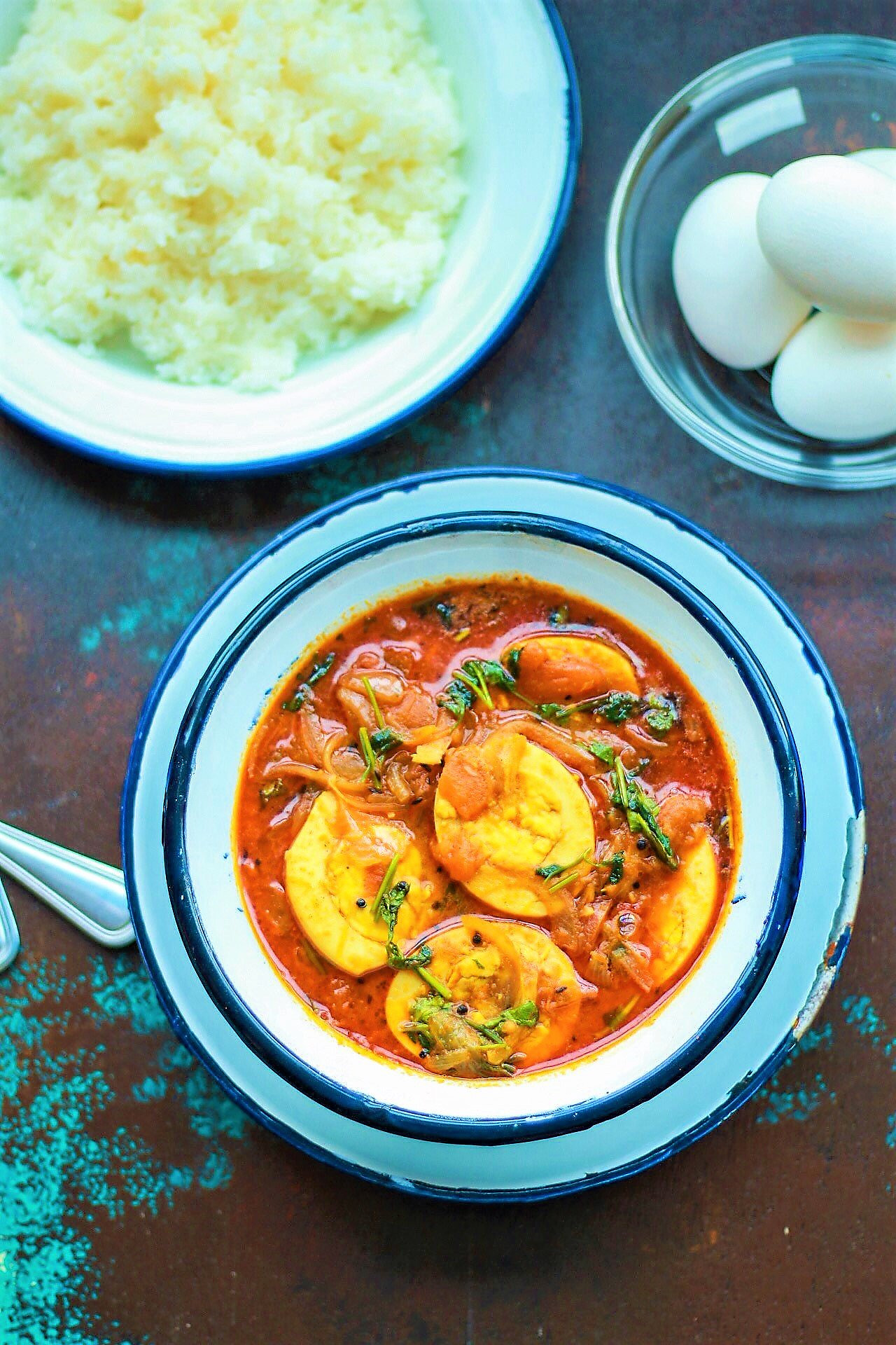 मुत्तई कुंजहम्बू रेसिपी - South Indian Egg Curry Recipe मुत्तई कुंजहम्बू रेसिपी - South Indian Egg Curry Recipe
