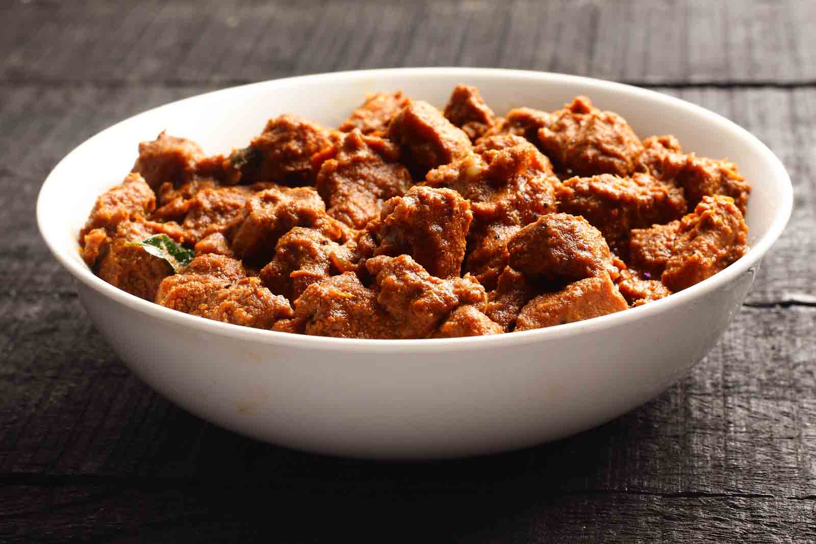 Sukha Mutton Vindaloo Recipe