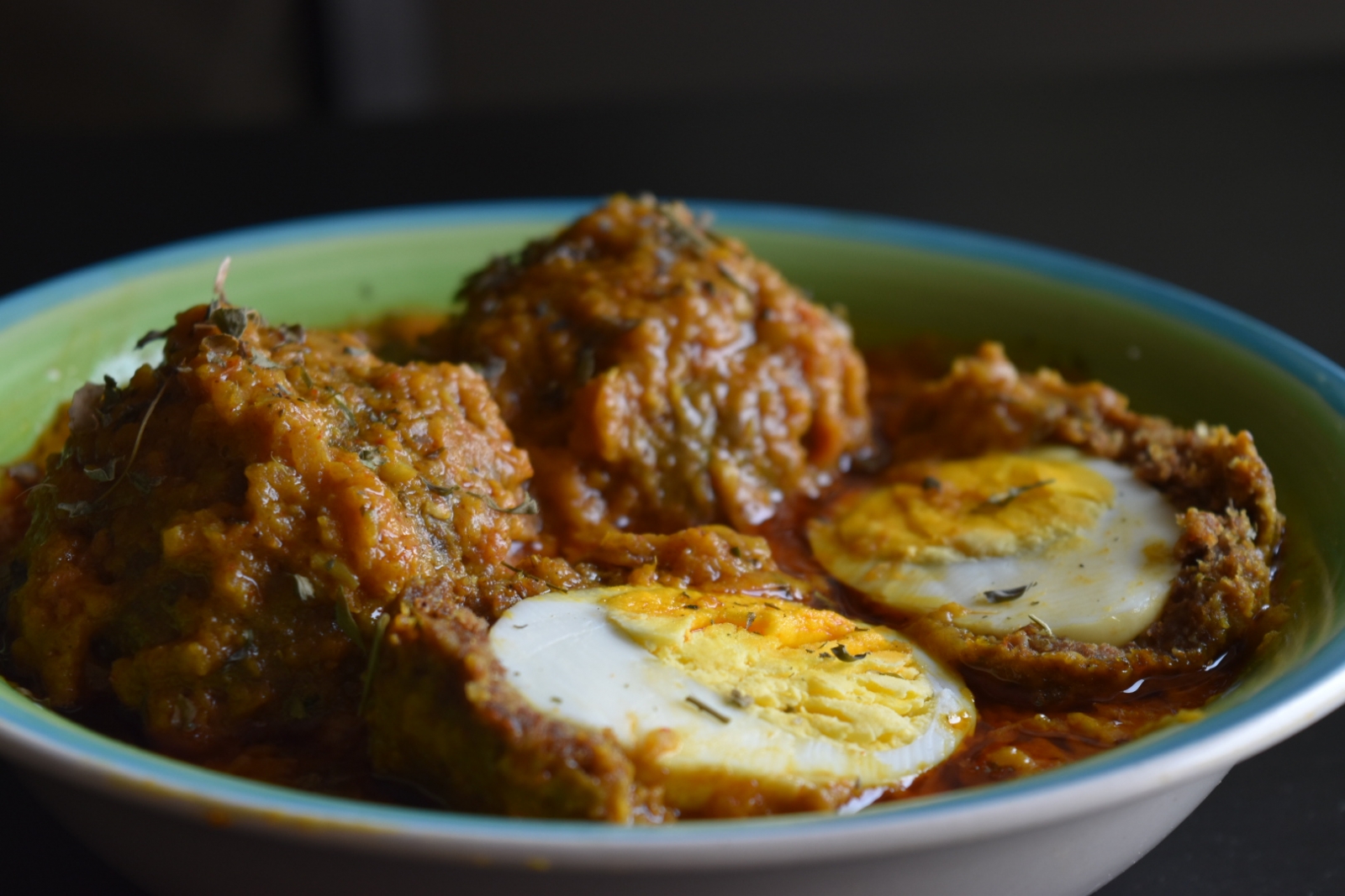 Nargisi Kofta Curry Recipe - Spicy Scotched Egg Curry