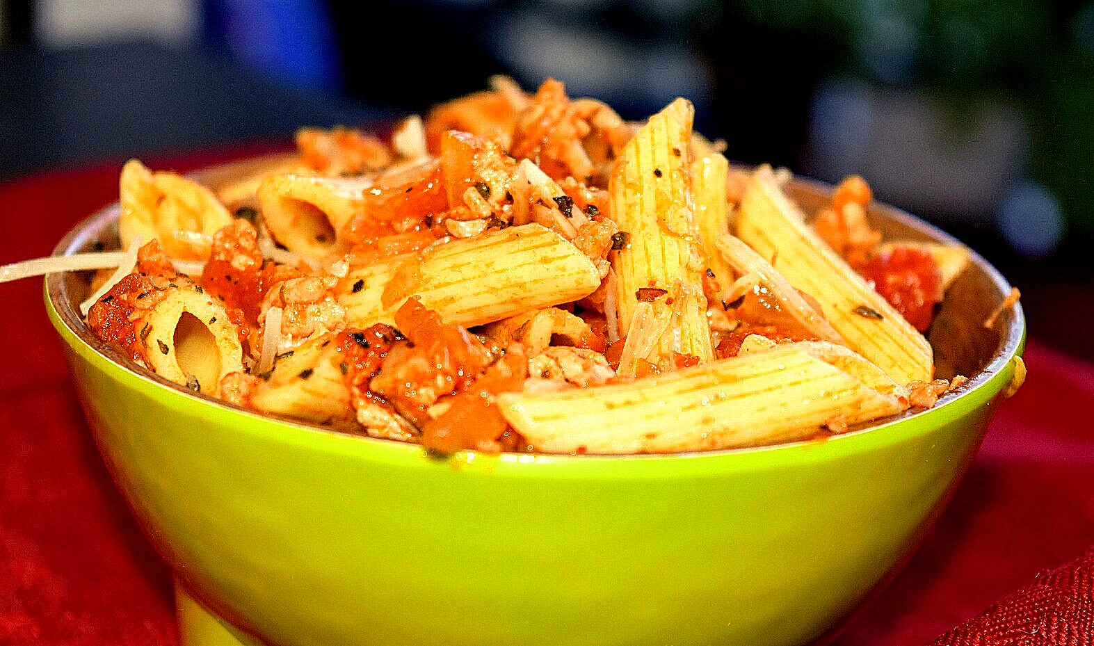 Penne Rigate With Minced Chicken Sauce & Cheese Recipe