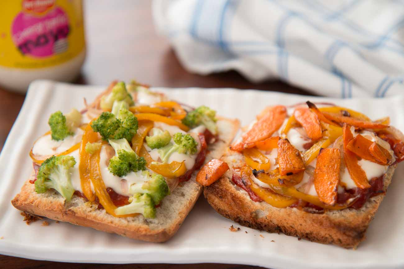 Cheesy Bread Pizza Recipe With Roasted Veggies