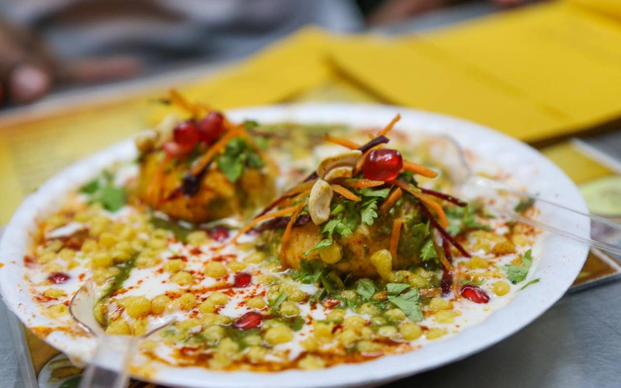 Dahi Bhalla Puri Recipe 1 thumbnail 1280x800