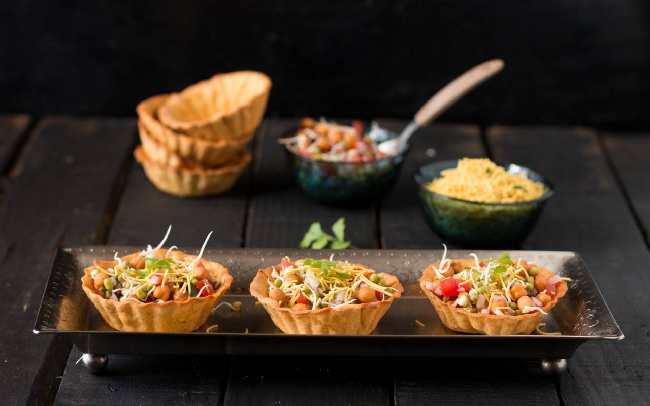 Homemade Canape Papdi Chaat thumbnail 1280x800