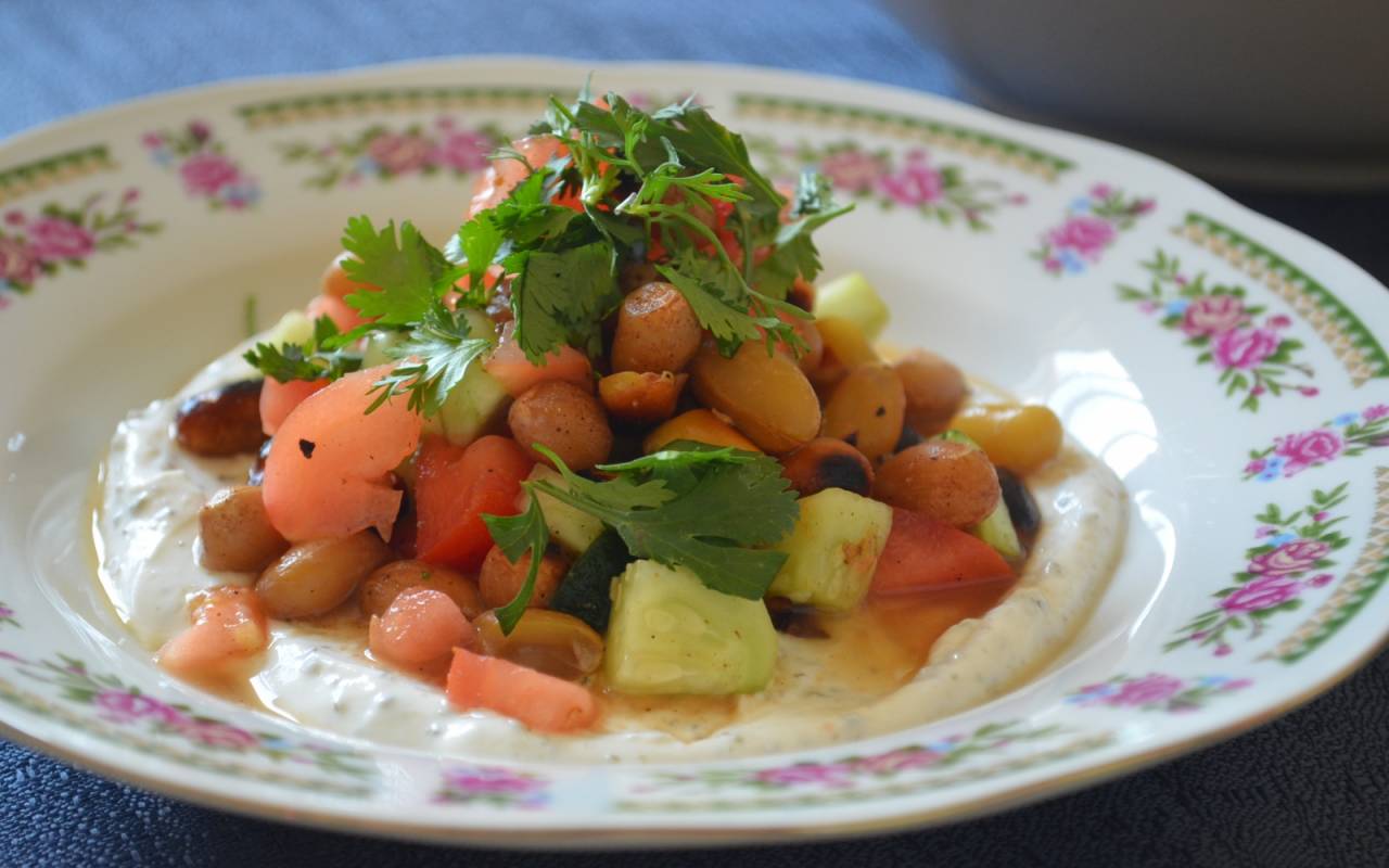 Peanut chaat with Flavored yogurt base thumbnail 1280x800