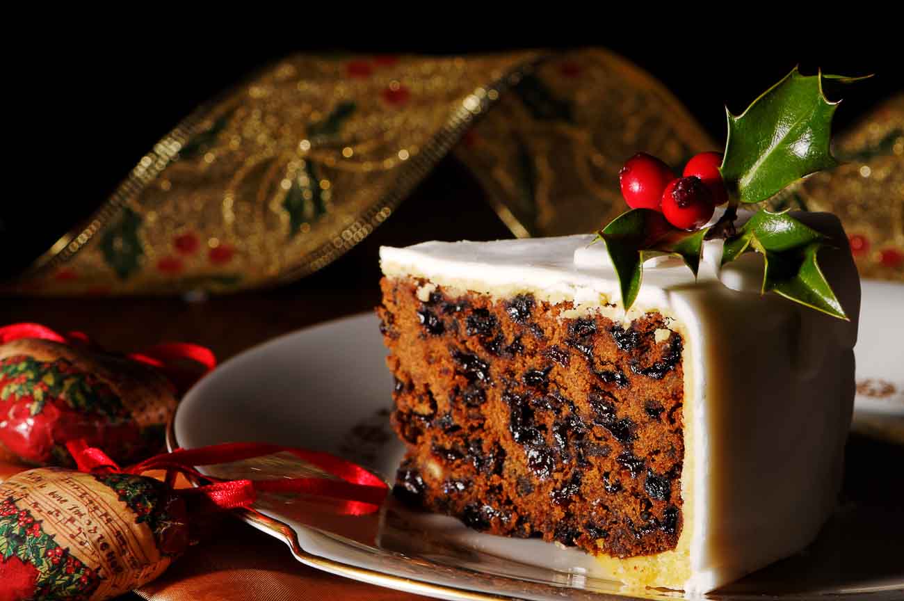 Eggless Traditional Christmas Cake Recipe-Vegan Options by ...