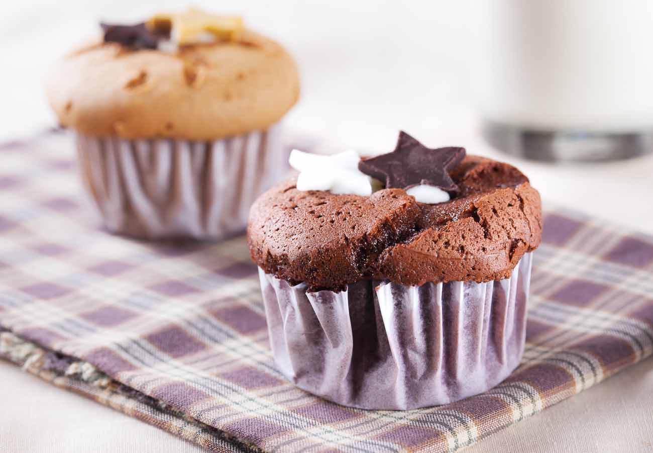 Quick and Easy Eggless Whole Wheat Chocolate Cupcake Recipe