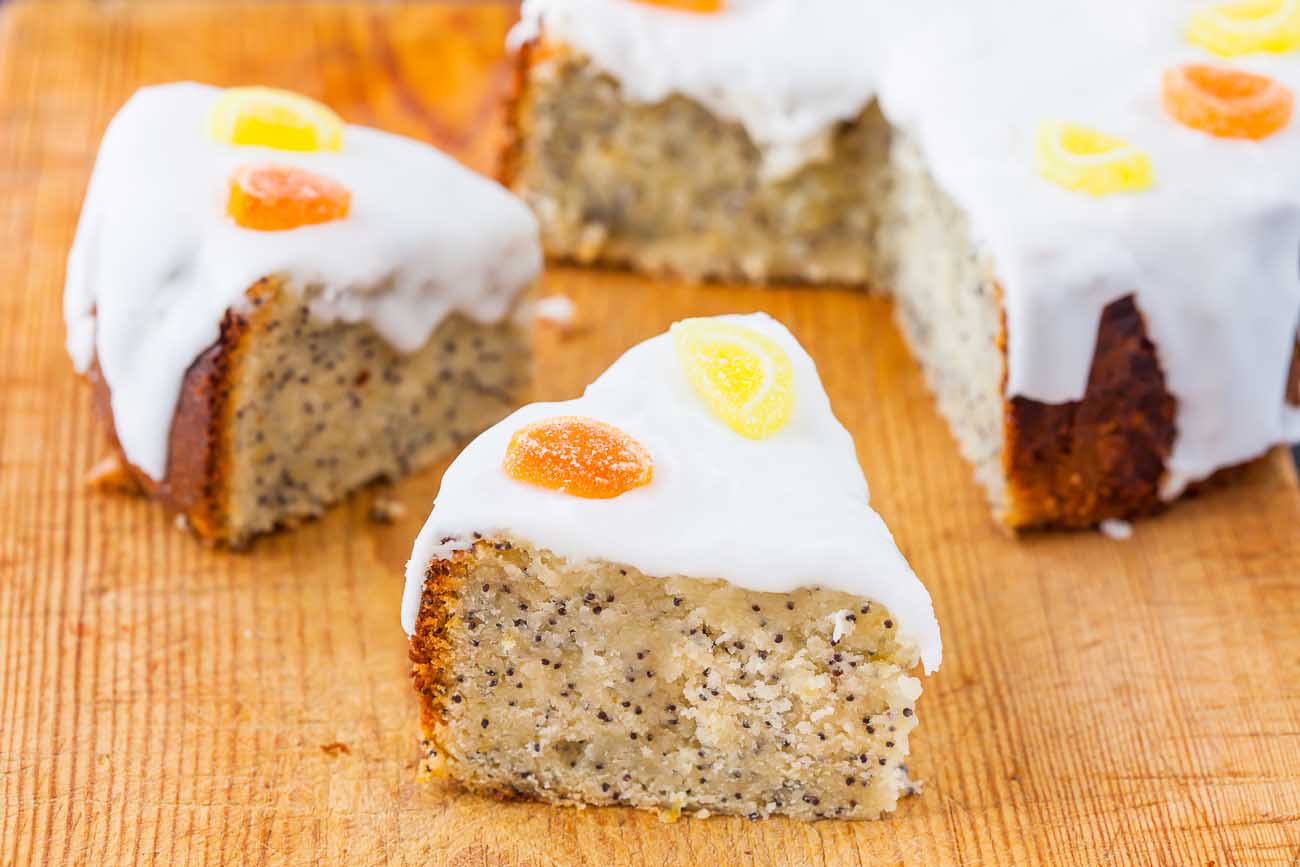 Eggless Lemon Poppy Seed Cake Recipe -Vegan Option
