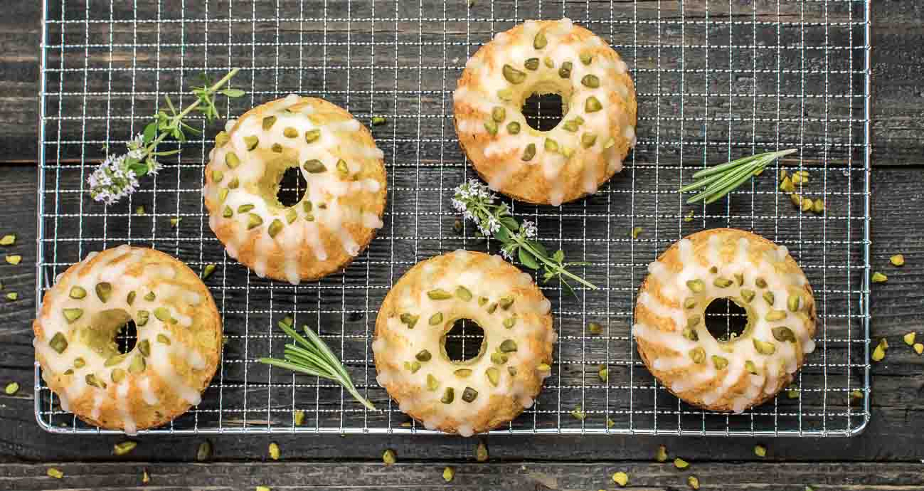 Lemon & Rosemary Cake with White Chocolate Glaze Lemon & Rosemary Cake with White Chocolate Glaze