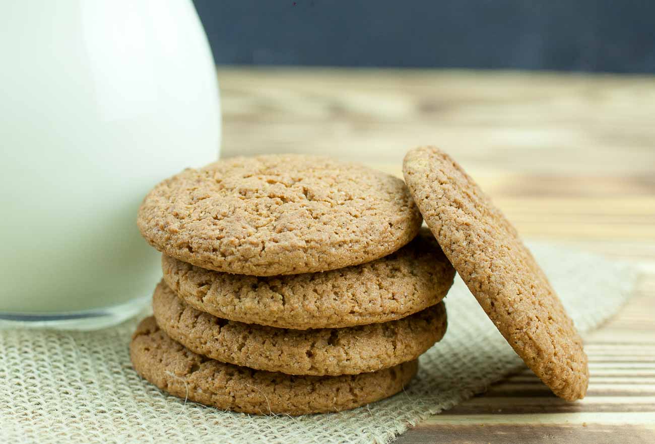 Spiced Whole Wheat Cookie Recipe (Atta Biscuit)