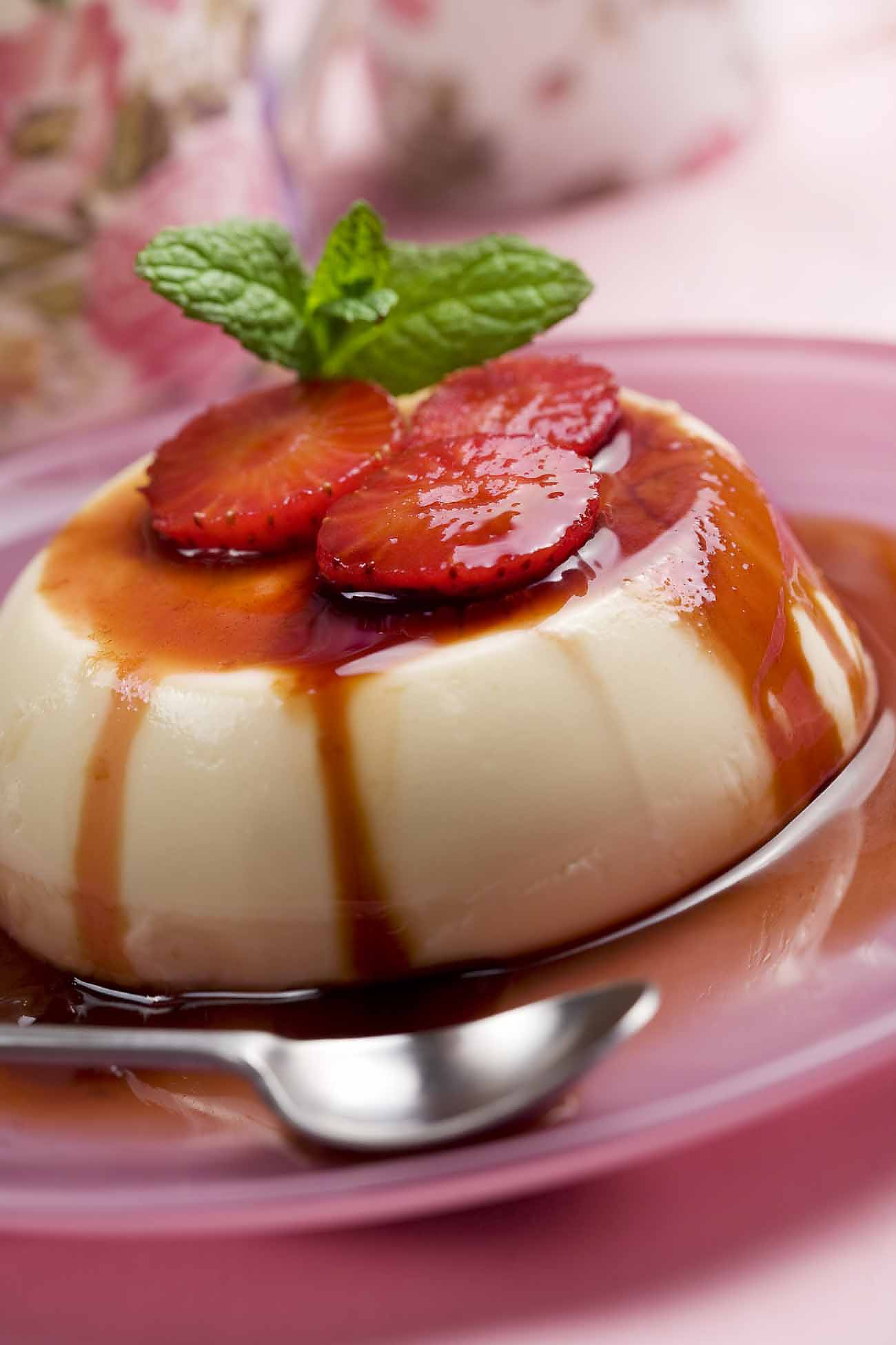 Gulkand Panna Cotta Recipe with Strawberry Sauce