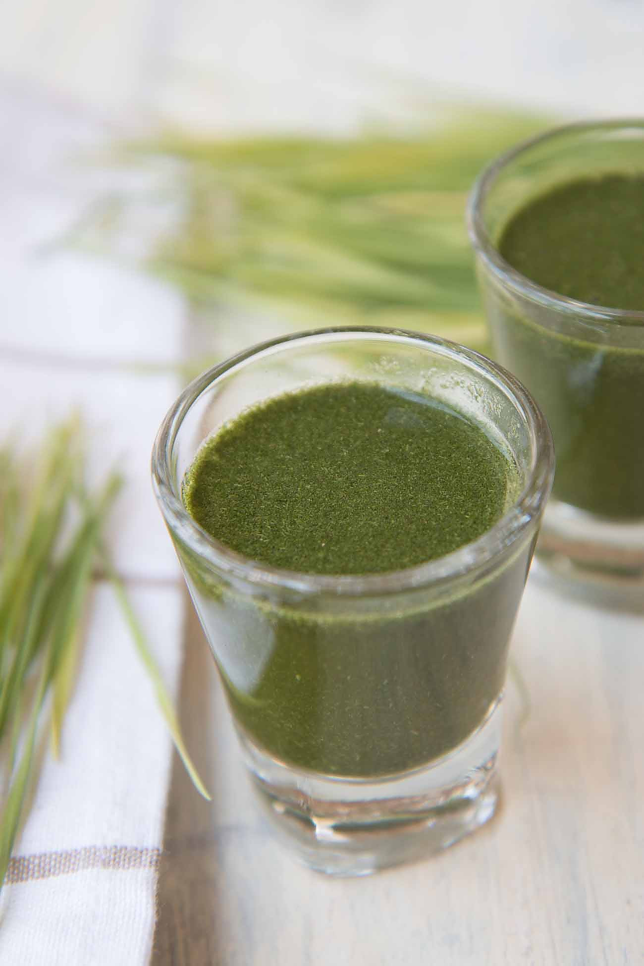 Bermuda Grass Ginger & Pepper Juice