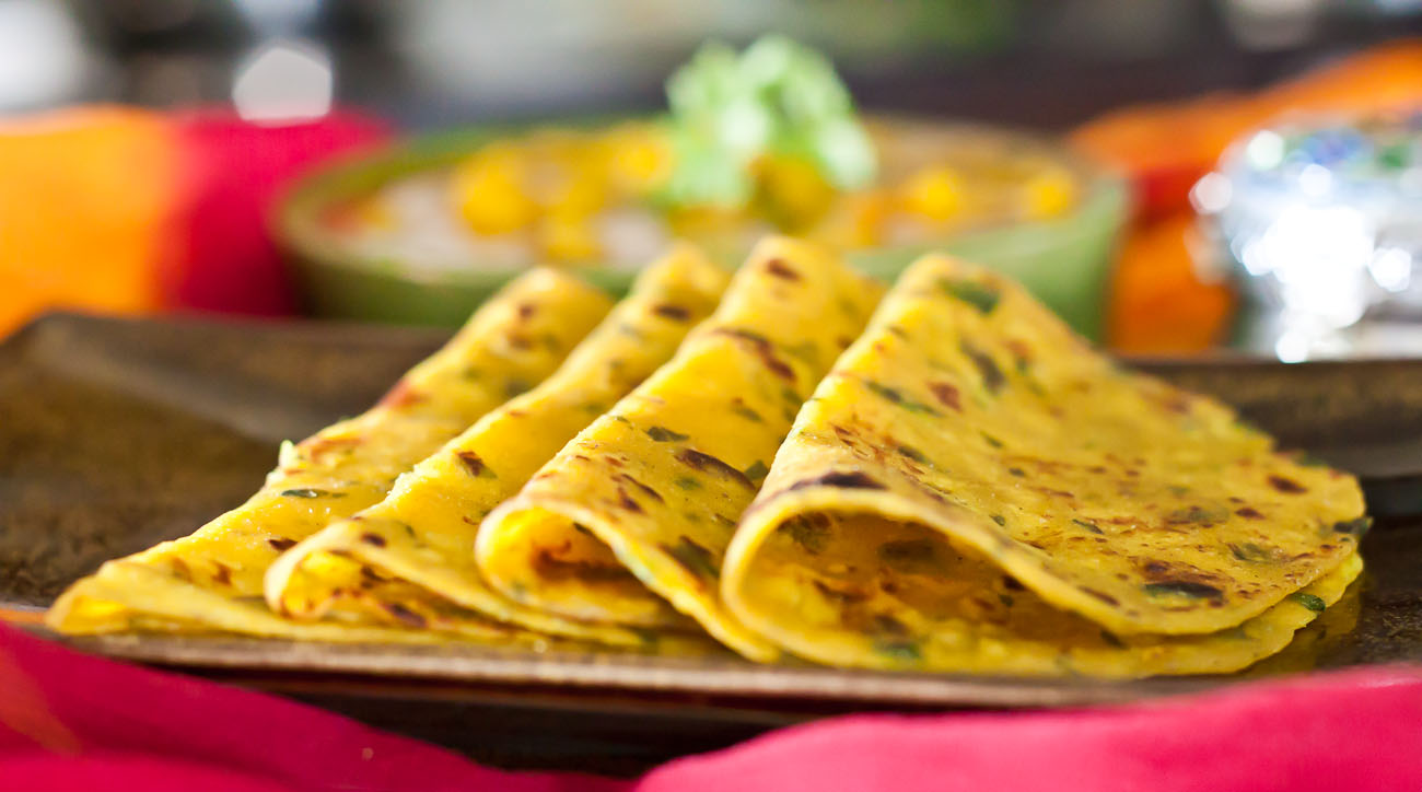 Gujarati Methi Thepla (Spiced Indian Flat Bread with Fenugreek Leaves)