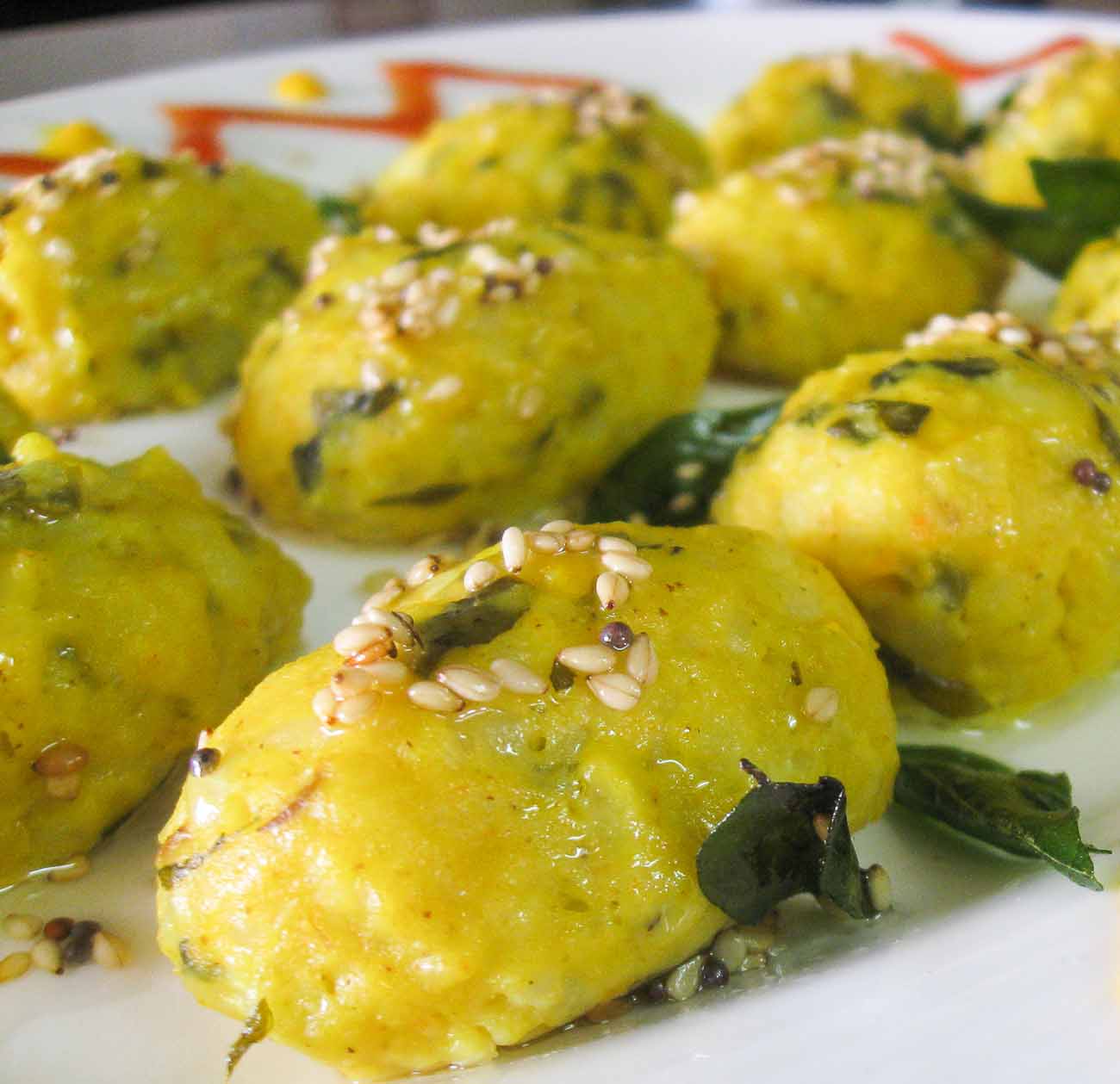 Doodhi Na Muthiya Dhokla Recipe